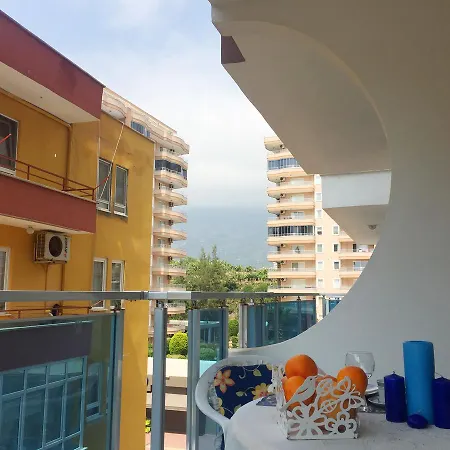 아파트 Luxury In Mahmutlar 알란야